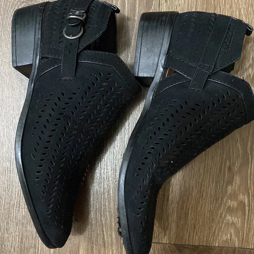 BAMBOO booties‎